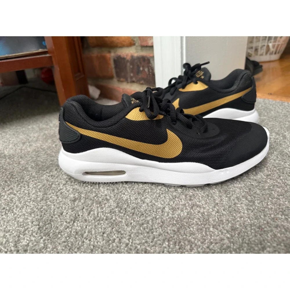Nike Air Max Oketo Kids Sneakers Black Gold AT6656-001 Size‎ 5Y W 6.5